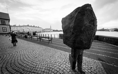 Reikjavike stūksantis monumentas Nežinomam Biurokratui.